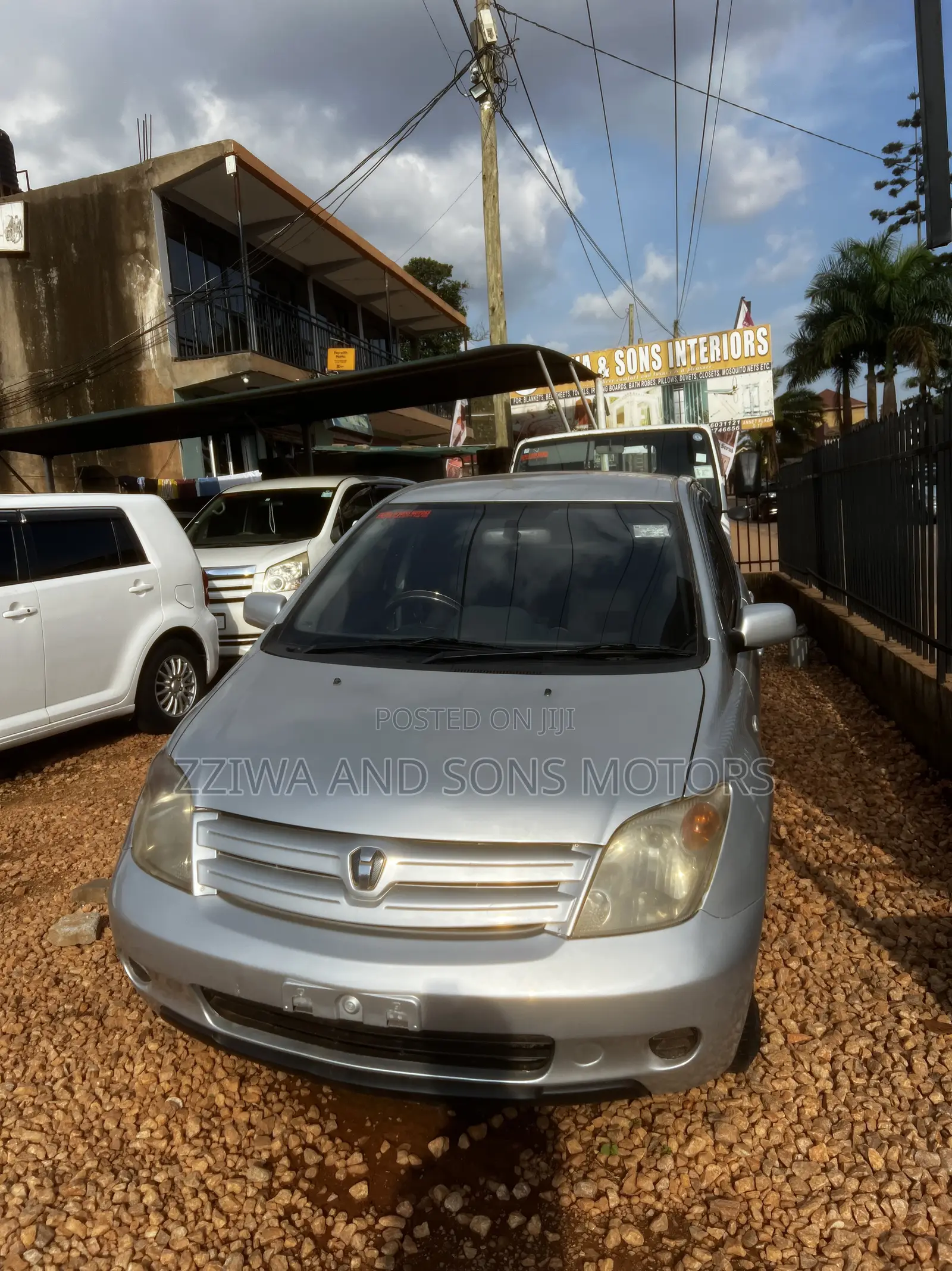 Toyota IST 2003 Silver