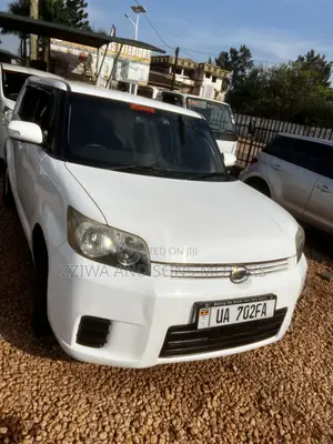 Toyota Corolla Rumion Hatchback 1.8 AWD 2008 White