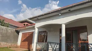 3bdrm House in Wakiso / Wakiso for sale