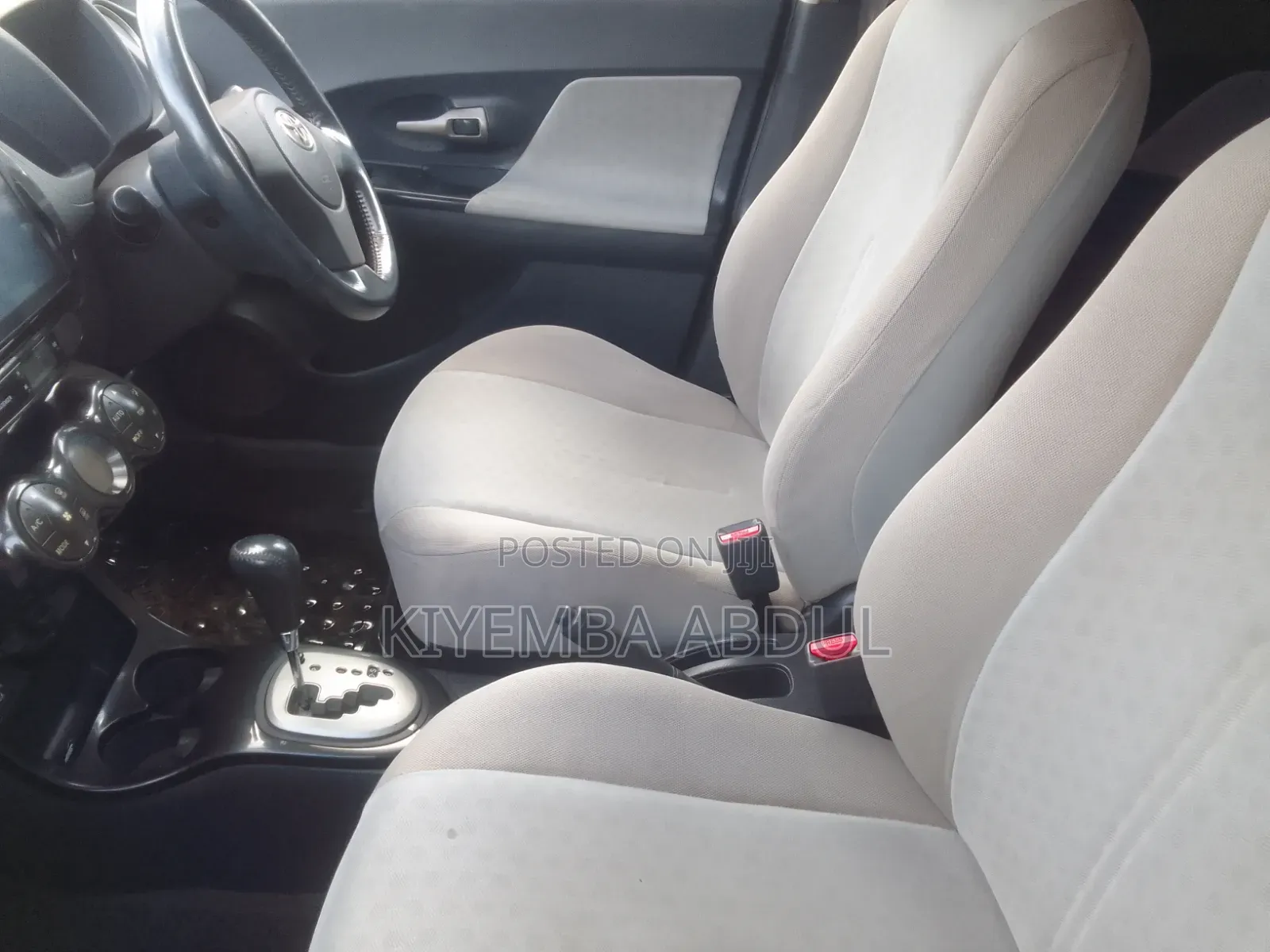 Toyota IST 2007 Silver