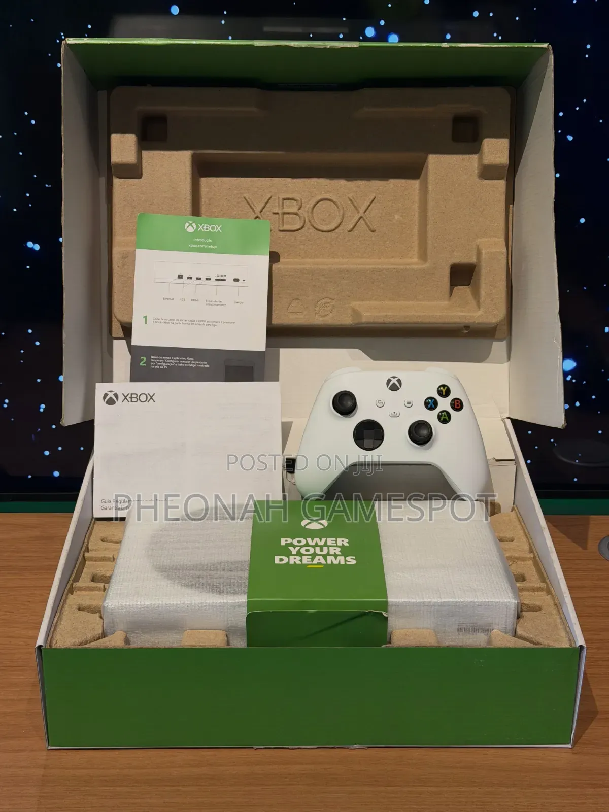 Brand New Microsoft XBOX. Xbox Series S. Power Your Dreams