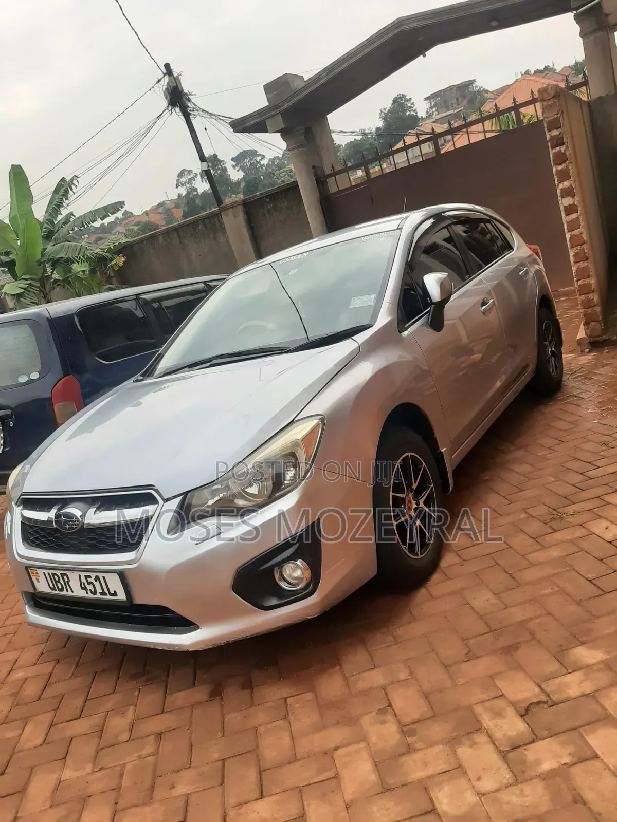 Subaru Impreza 2.0i Hatchback CVT 2012 Silver