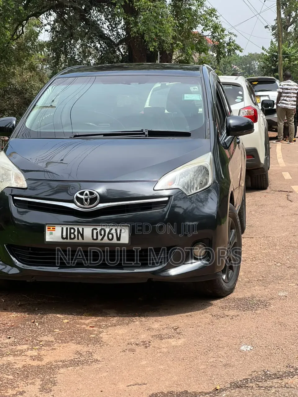 Toyota Ractis 2012 Black