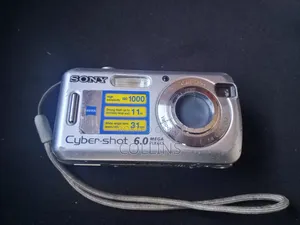Sony Cyber-Shot DSC-S600 Digital Camera