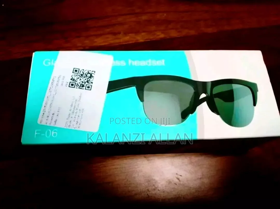 Smart Bluetooth Sunglasses With Earphones