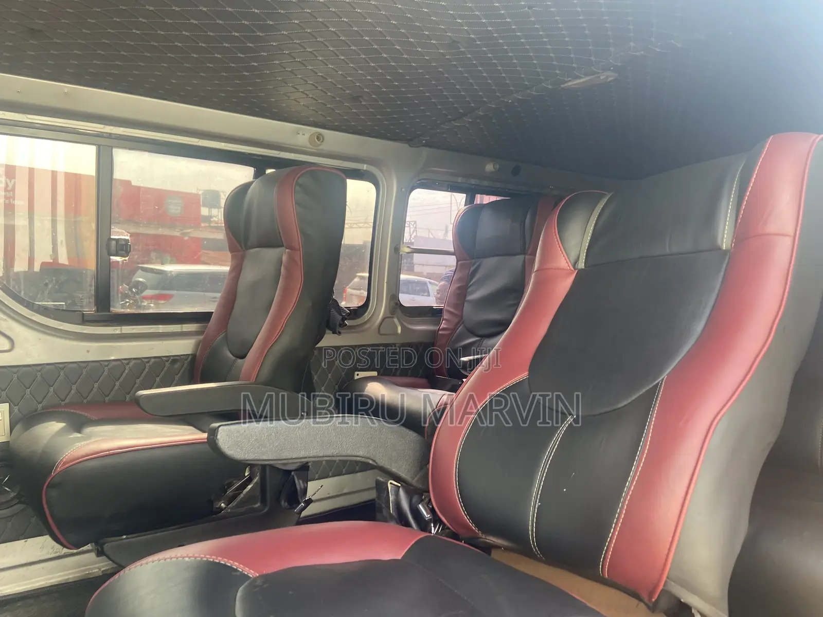 Toyota HiAce 2018 Black