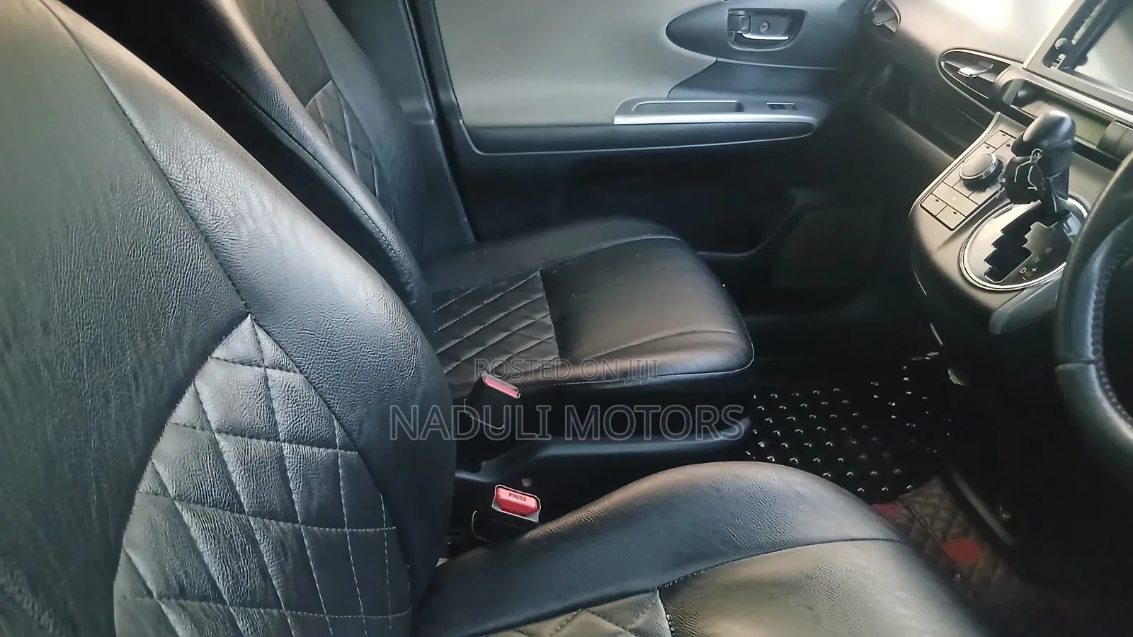 Toyota Wish 2011 White