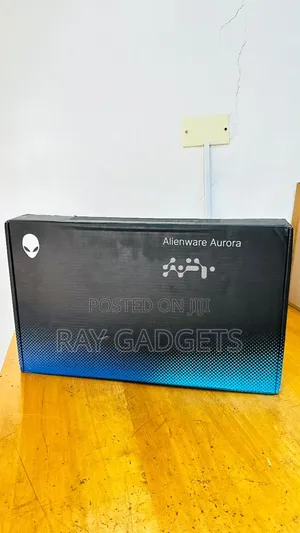 New Laptop Alienware 16 Aurora 16GB Intel Core 7 SSD 1T
