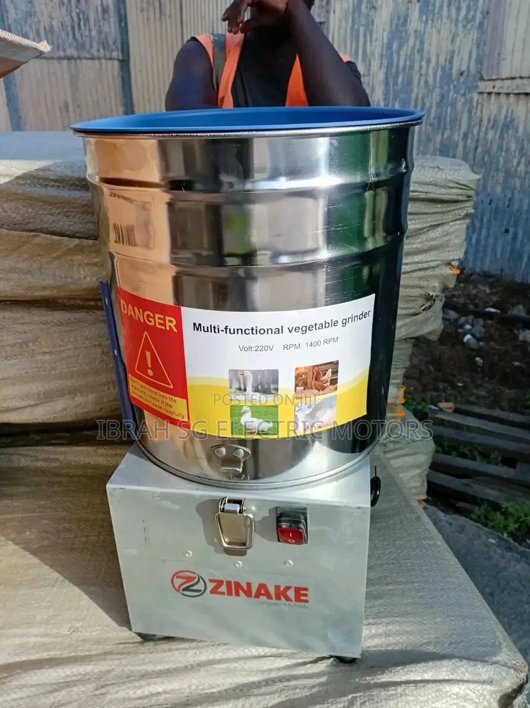Vegetable Shredder for Poultry/Vegetable Chopper Machine