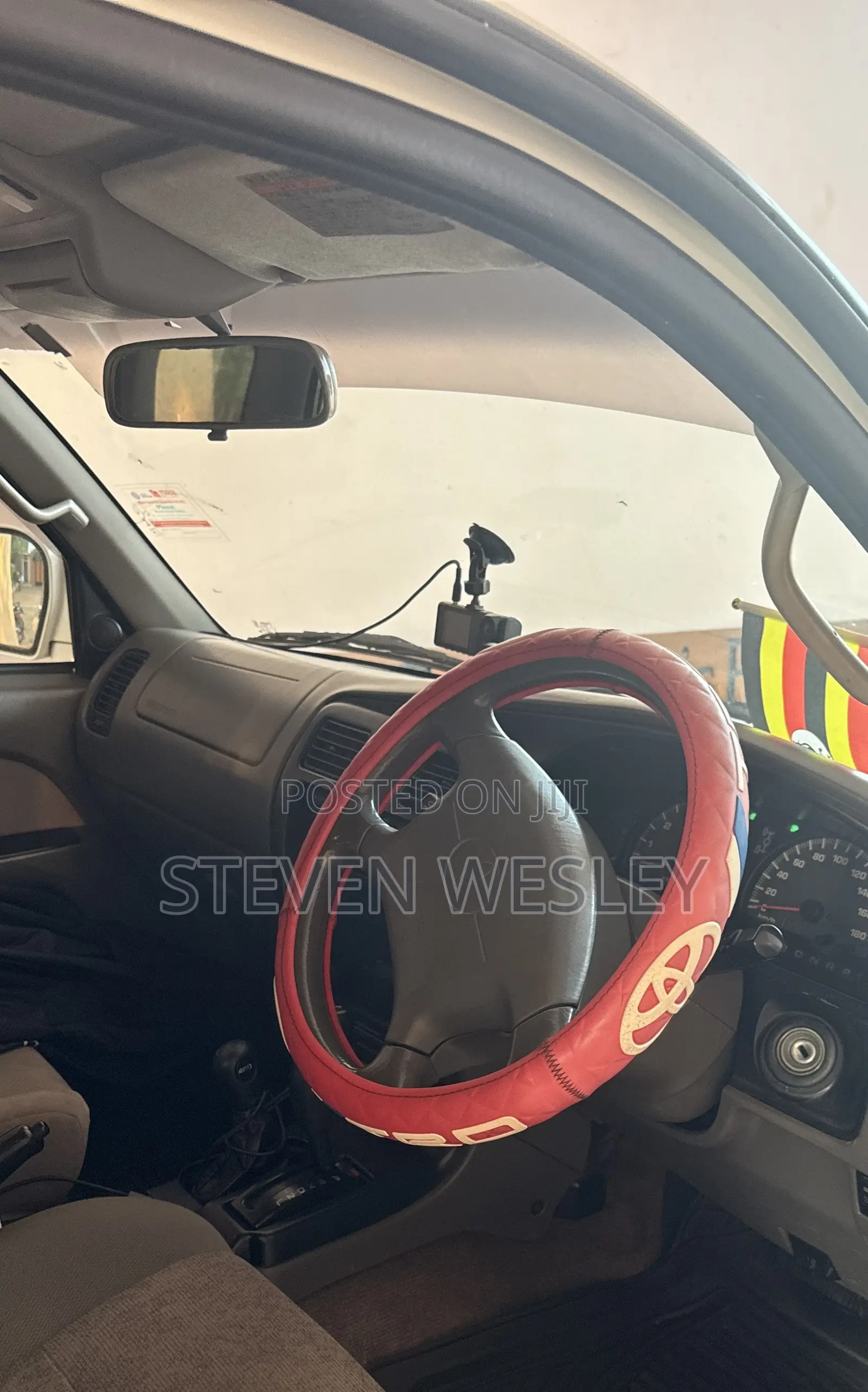 Toyota Hilux Surf 2.7 SSR 2000 White