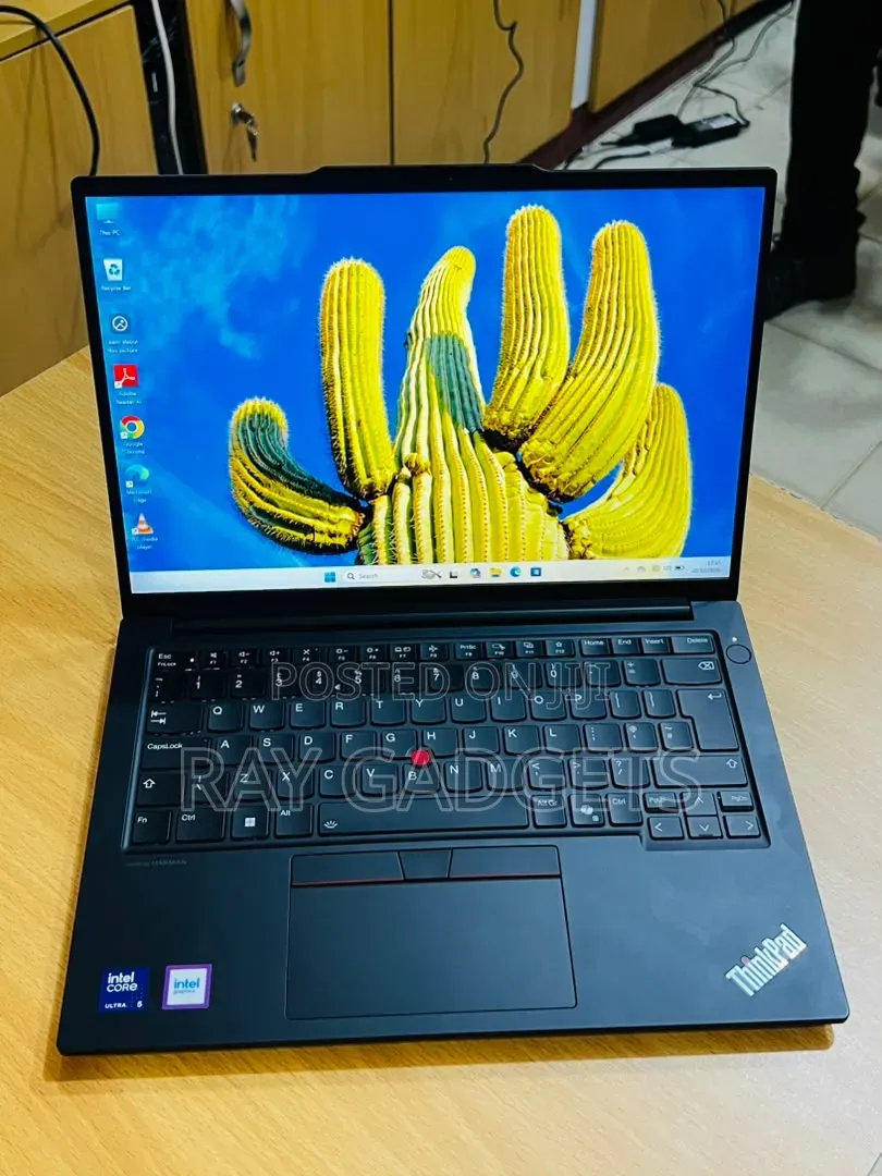 New Laptop Lenovo ThinkPad E14 Gen 6 8GB Intel Core Ultra 5 SSD 512GB