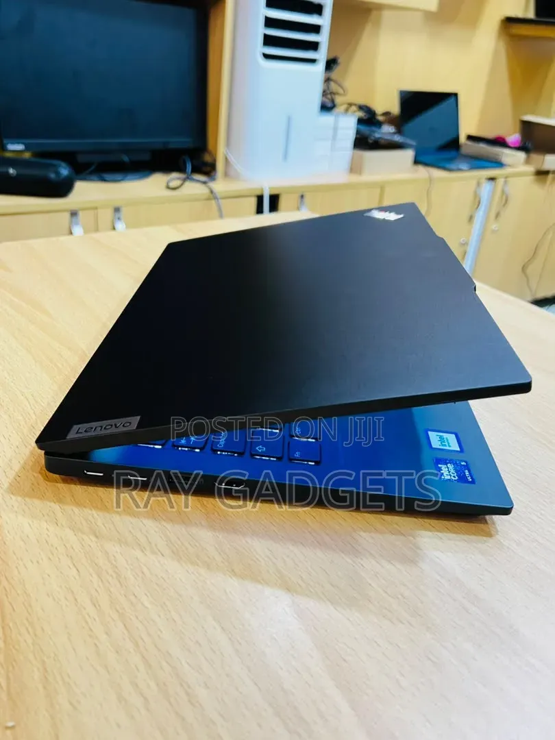New Laptop Lenovo ThinkPad E14 Gen 6 8GB Intel Core Ultra 5 SSD 512GB