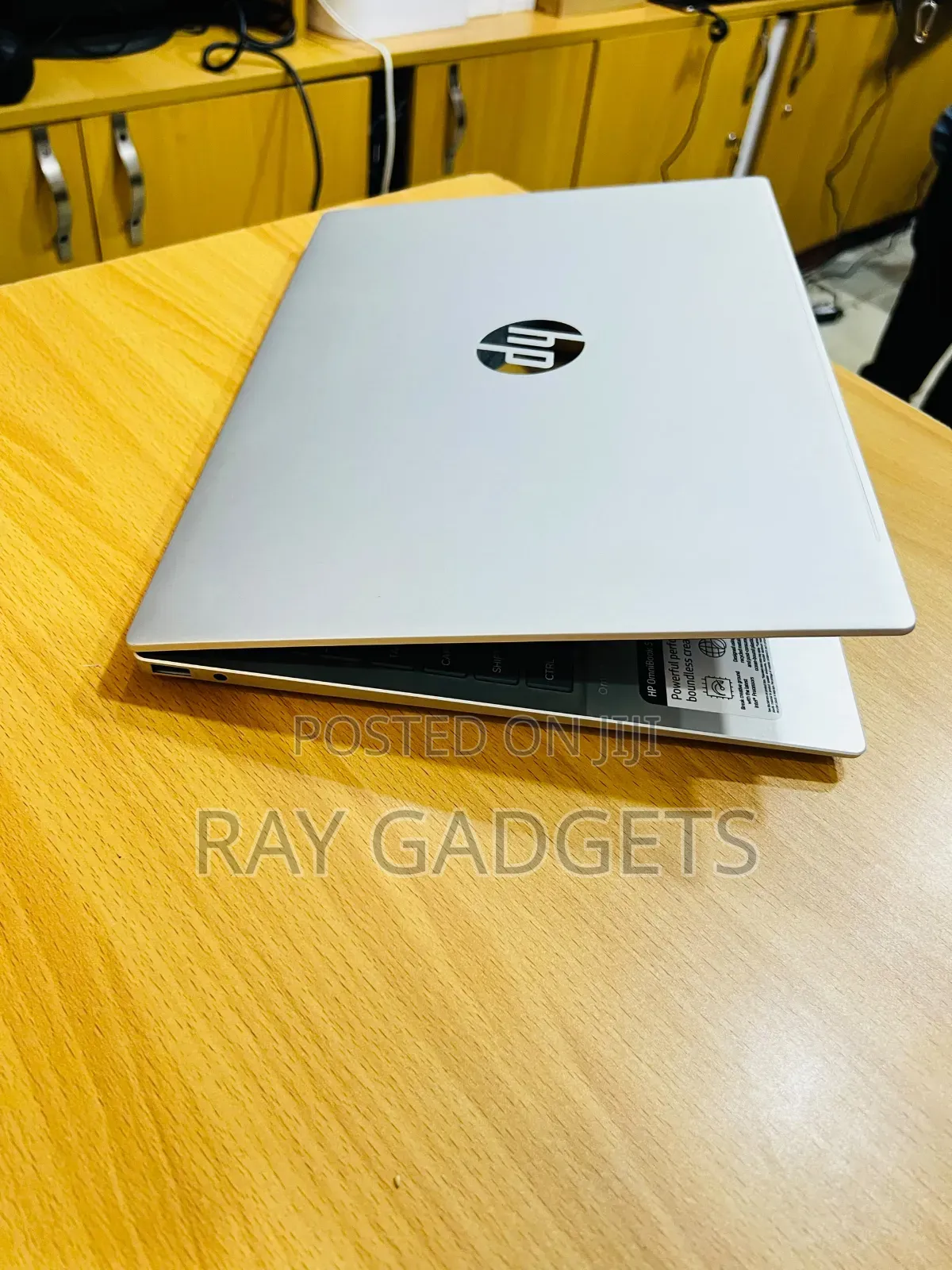 New Laptop HP OmniBook 5 16" 16GB Intel Core Ultra 7 SSD 1T