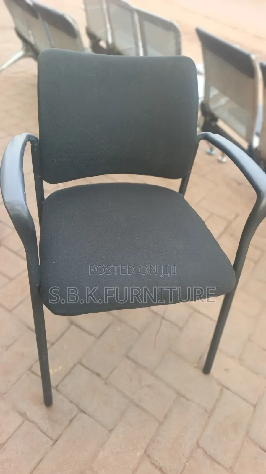 Simple Guest Chair