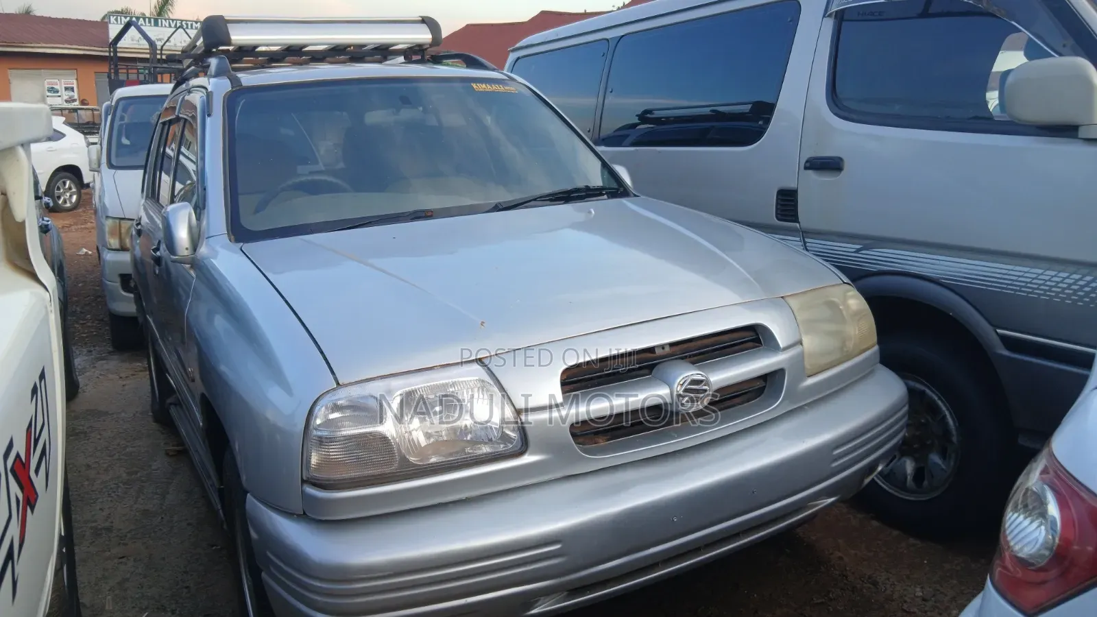 Suzuki Escudo 2002 Silver