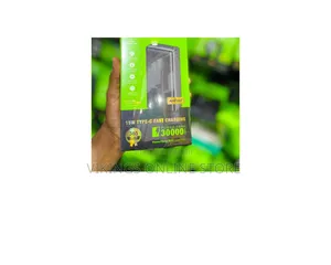  Oraimo PowerNova B31 
OPB-1302 | 30000mAh  
22.5w Fast Charge