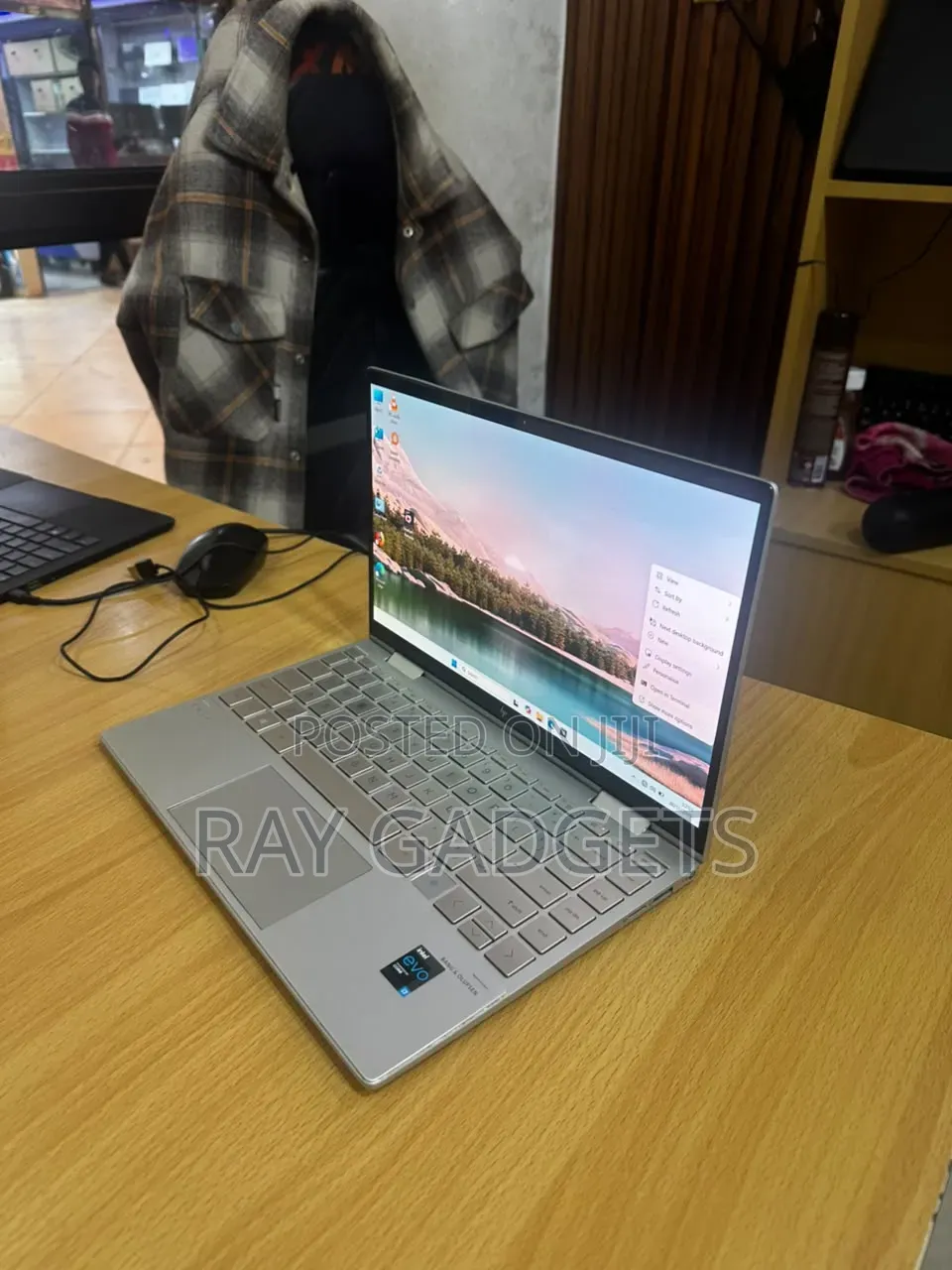 New Laptop HP Envy x360 13z 8GB Intel Core i7 SSD 512GB