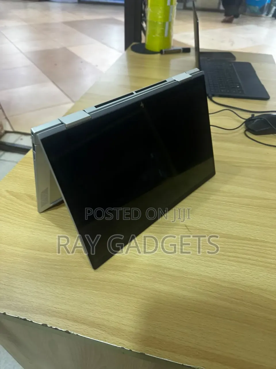 New Laptop HP Envy x360 13z 8GB Intel Core i7 SSD 512GB