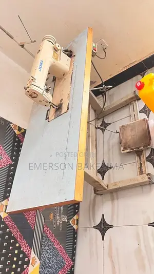 Industrial Sewing Machine
