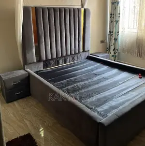 5*6 Second Hand Bed With Both Bedside Tables Available.
