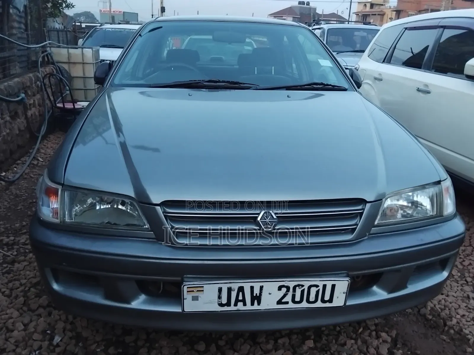 Toyota Corona Premio 2000 Gray