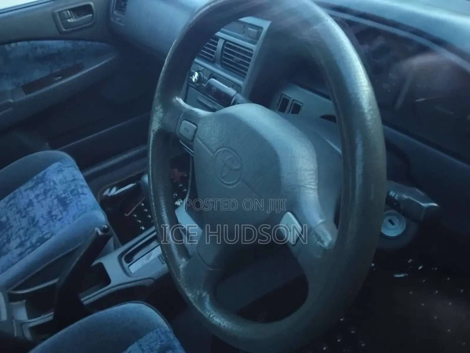 Toyota Corona Premio 2000 Gray