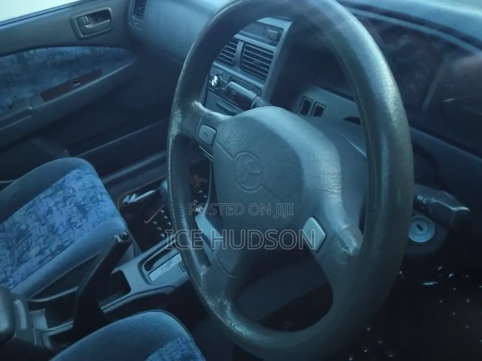 Toyota Corona Premio 2000 Gray