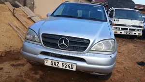 Mercedes-Benz M Class 2005 Silver
