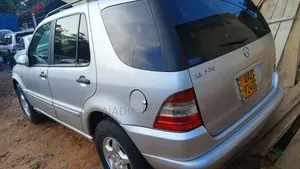 Mercedes-Benz M Class 2005 Silver