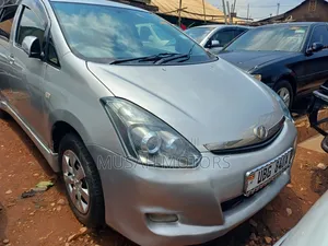 Toyota Wish 2006 Silver