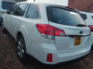 Subaru Outback 2012 White
