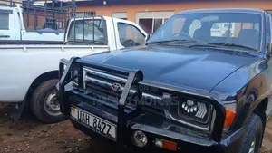Toyota Hilux Surf 2000