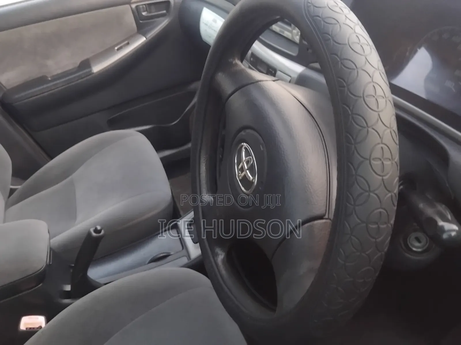 Toyota Corolla RunX 2005 Silver