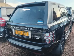 Land Rover Range Rover Vogue 2011 Black