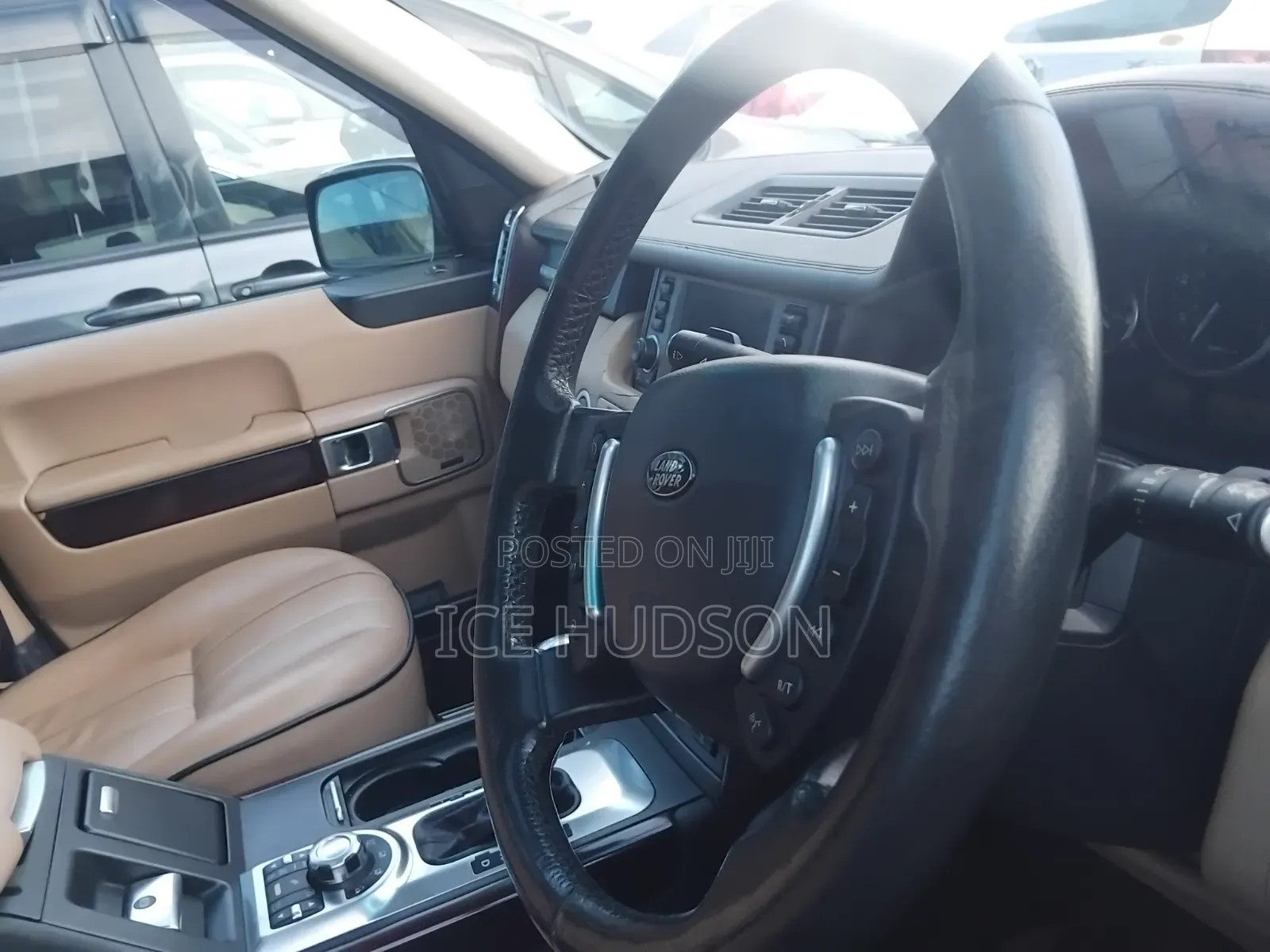 Land Rover Range Rover Vogue 2011 Black