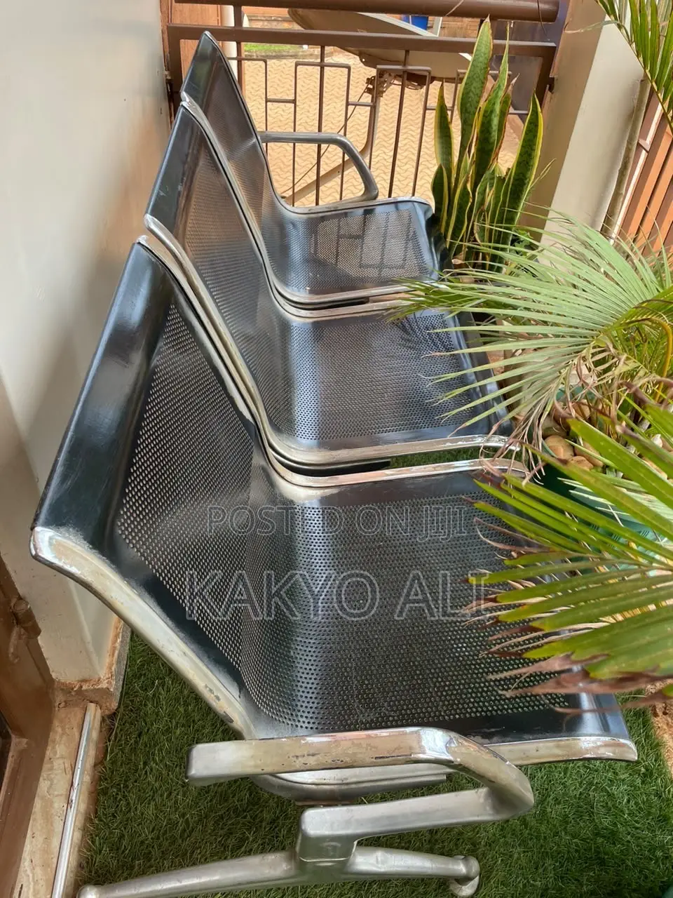 Waiting Chair