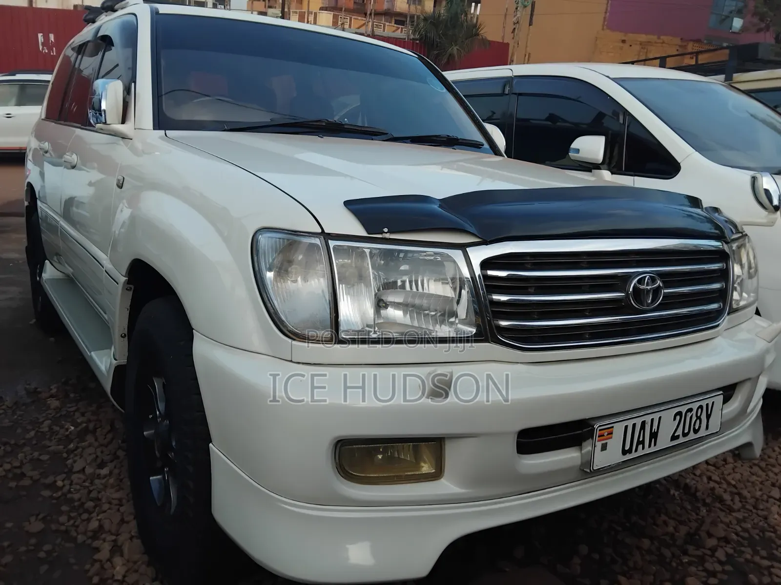 Toyota Land Cruiser 2007 White
