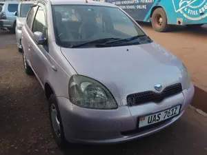Toyota Vitz 2008 Pink