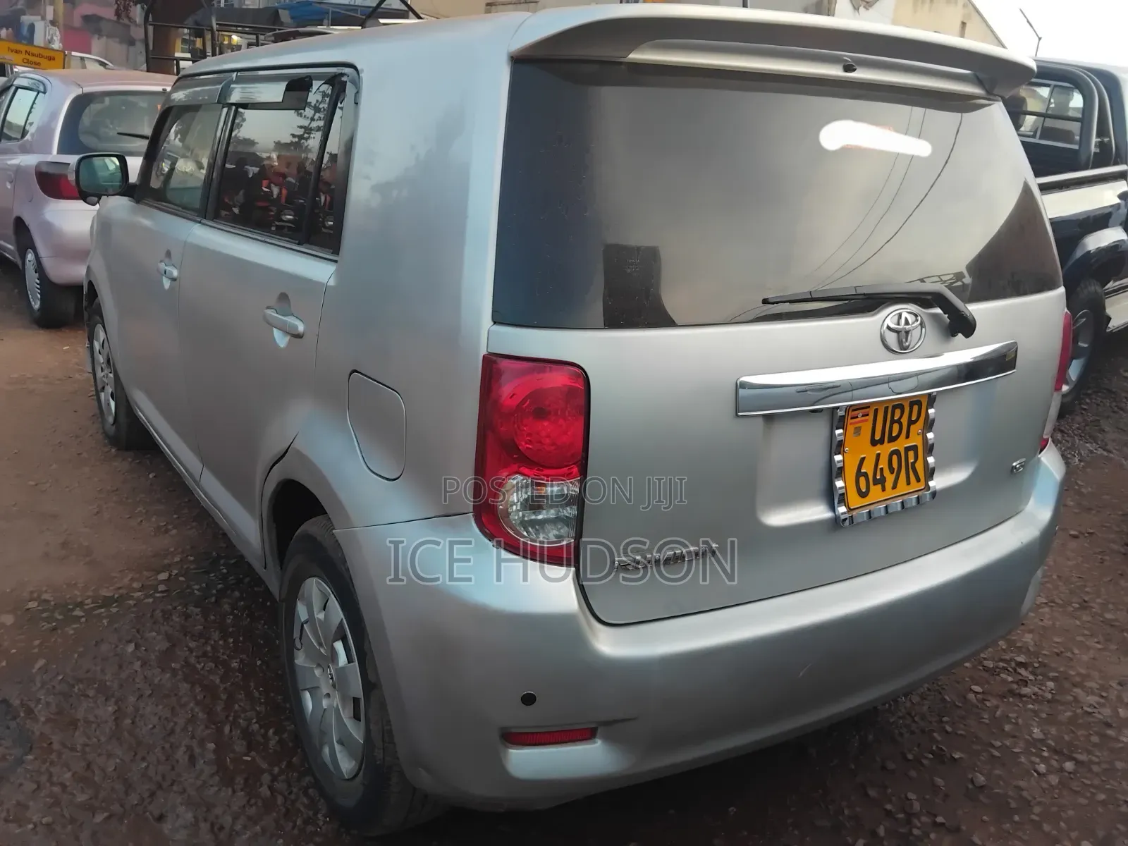Toyota Corolla Rumion 2010 Silver