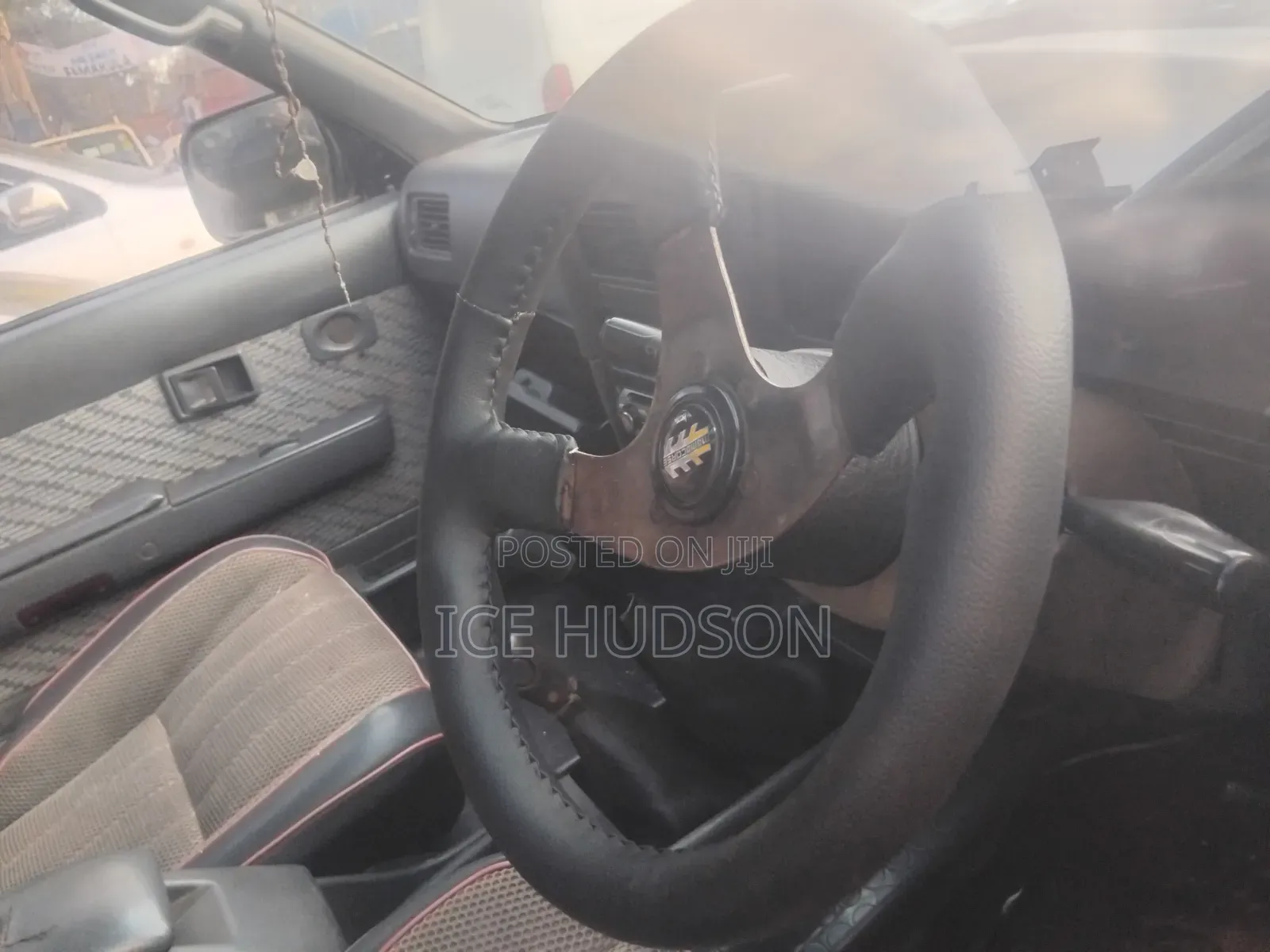 Toyota Hilux 2002 Black