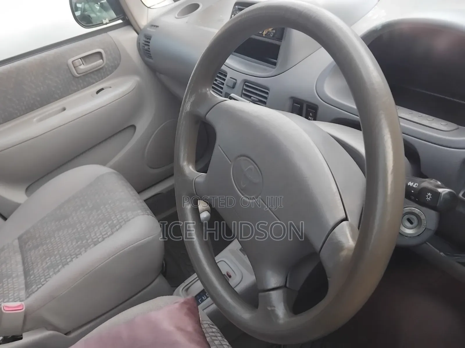 Toyota Corolla Spacio 2001