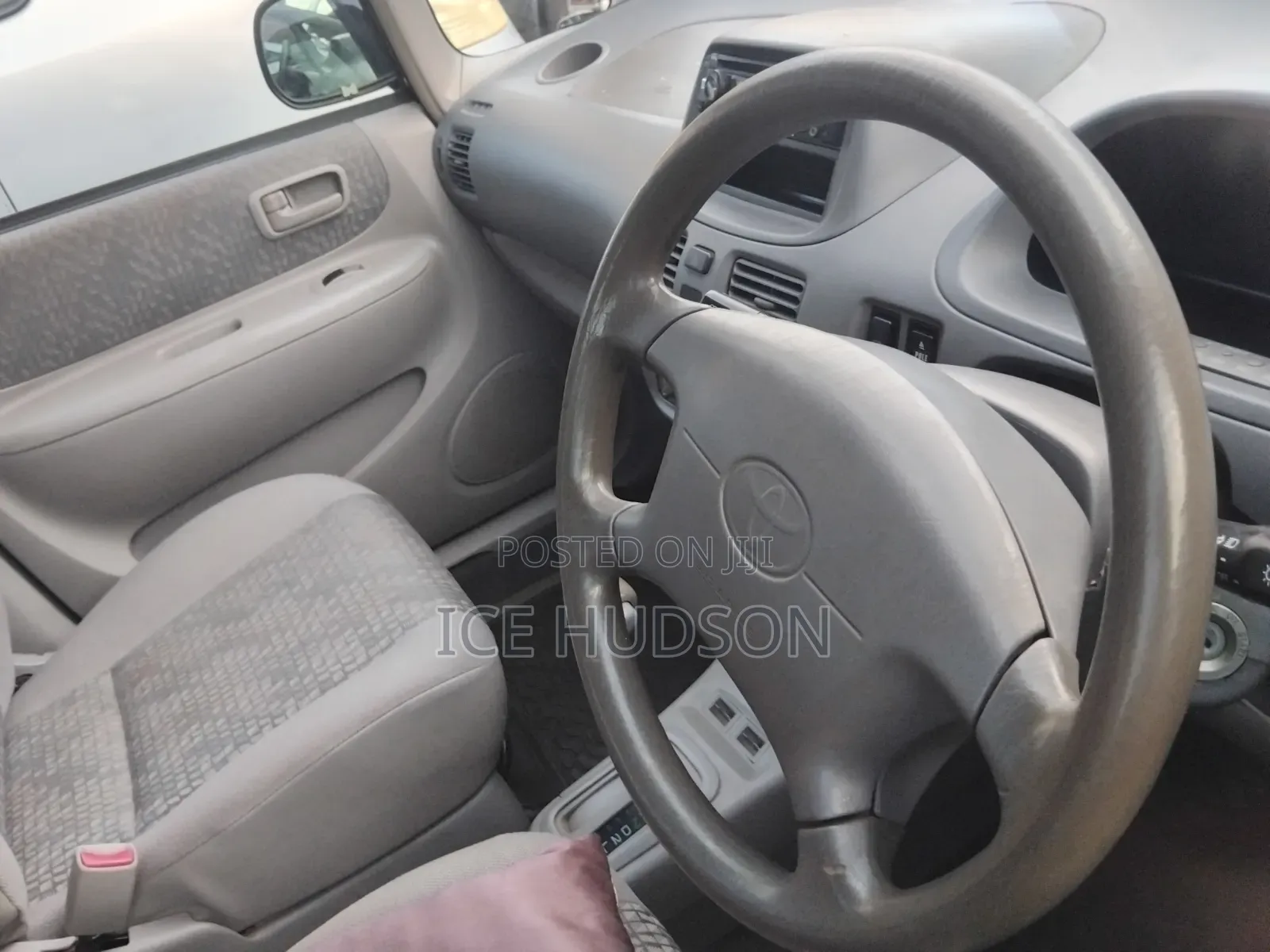 Toyota Corolla Spacio 2001