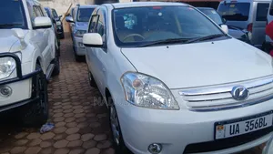 Toyota Raum 1.5 FWD 2011 White