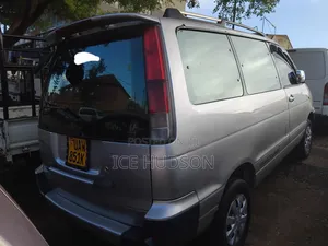 Toyota LiteAce Noah 2001 Silver