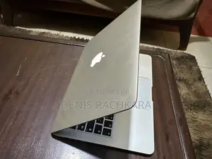 Laptop Apple MacBook 2015 8GB SSD 256GB