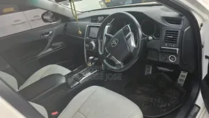 Toyota Mark X 2012 White