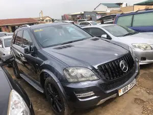 Mercedes-Benz M Class 2012 Black