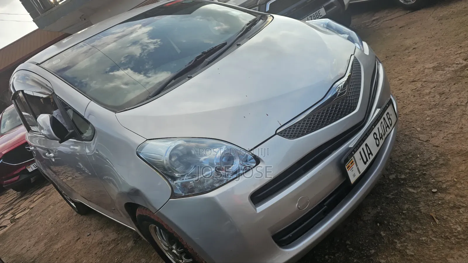 Toyota Ractis 2008 Silver