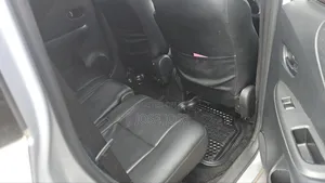 Toyota Ractis 2008 Silver