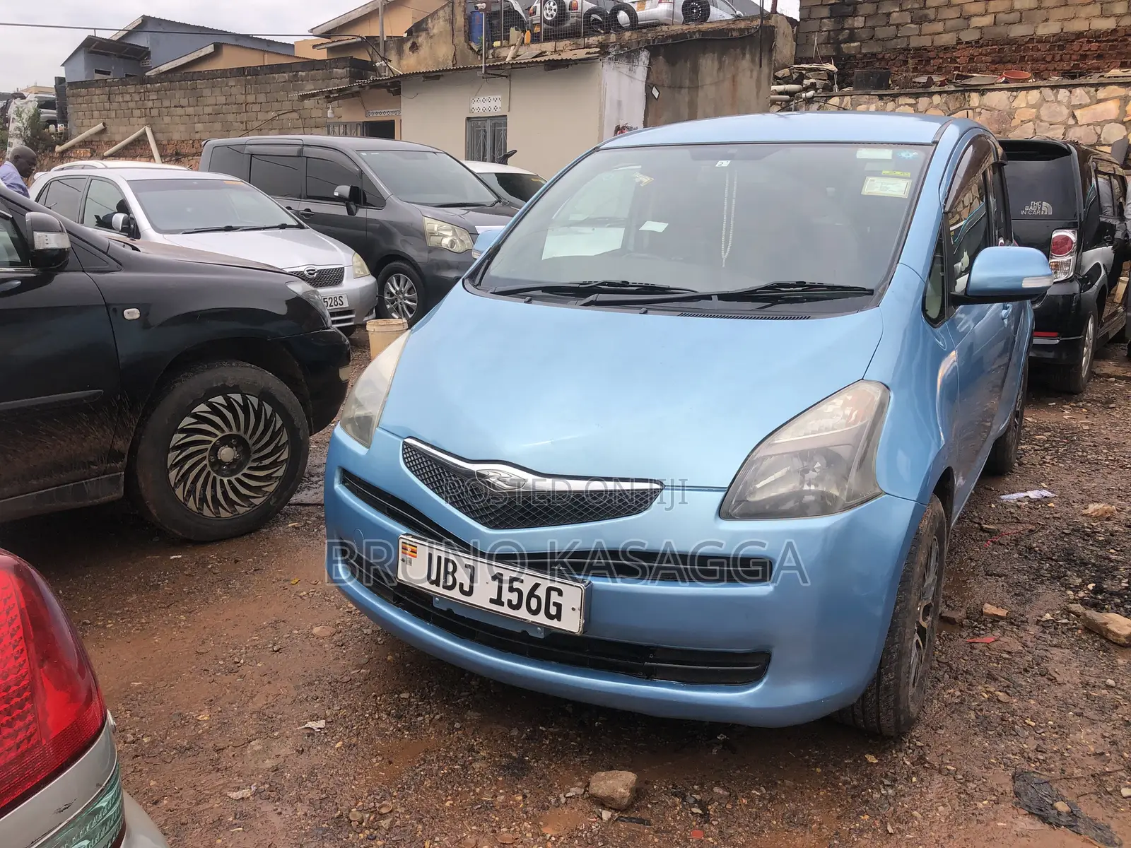 Toyota Ractis 2005 Blue